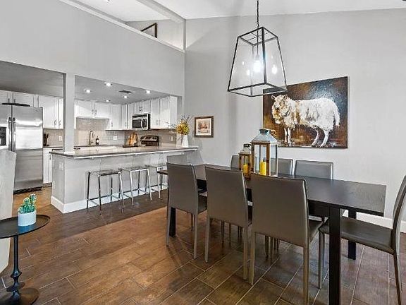 4th image of 5701 N Villa Cir Unit 8102
