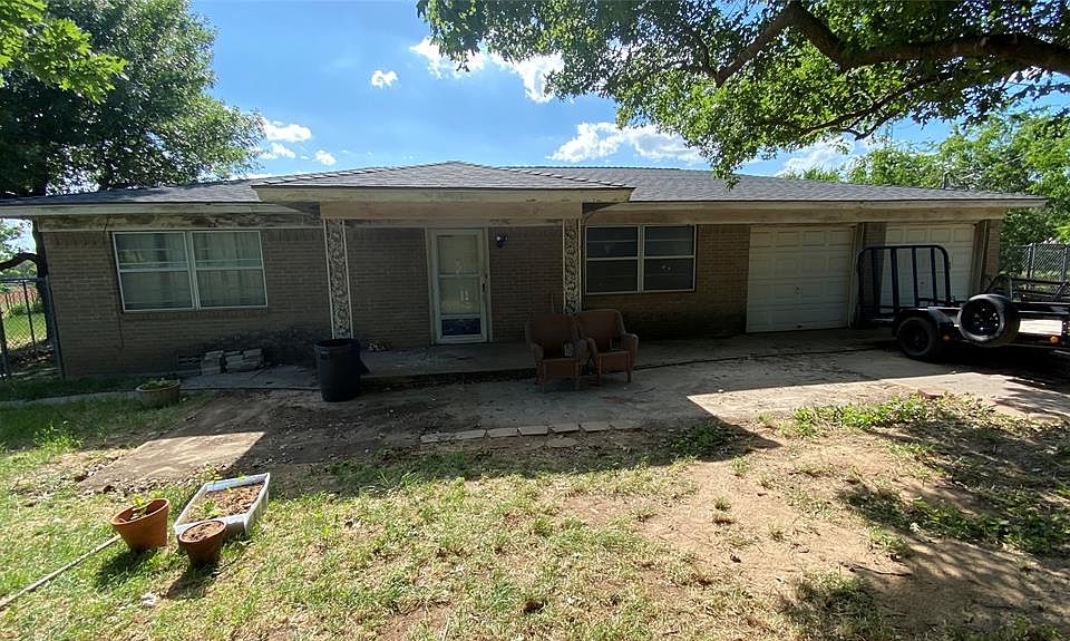 1st image of 1429 Harmony Cir