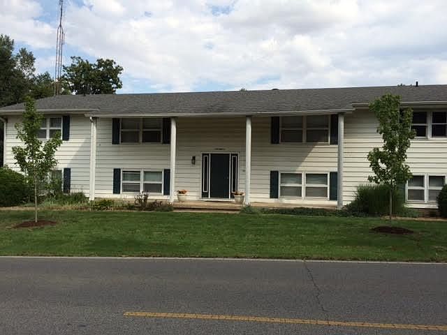 Front view of 24 Powell. (Includes 2 upper & 2 lower apartments.)