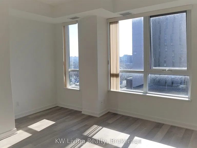 181 Huron St #1104 — Photo 4
