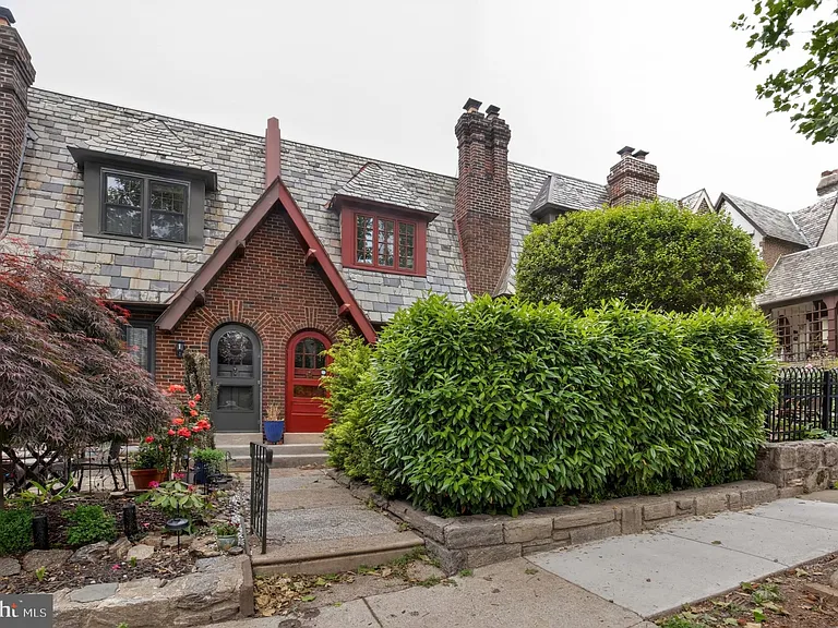 3455 W Queen Ln — Photo 29
