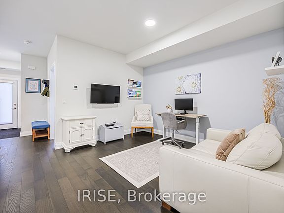 4th image of 169 Jones Ave #12