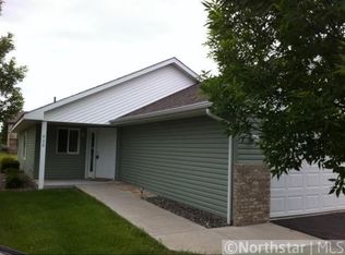 939 Winsome Way NW, Isanti, MN 55040