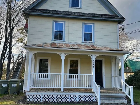 374 Washington St, Warren, MA 01083