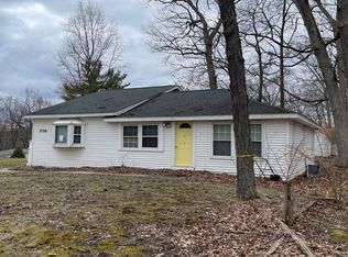 1716 Woodfield Blvd, Ortonville, MI