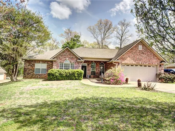 141 Jamar Dr, Natchitoches, LA 71457