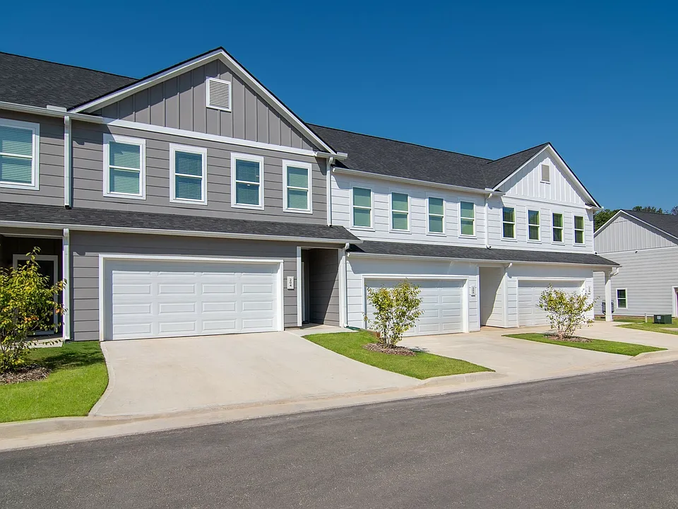 Summerwell Parkway Village