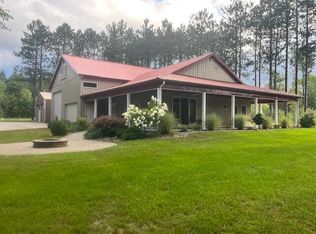 5989 River Rd, Manistee, MI 49660