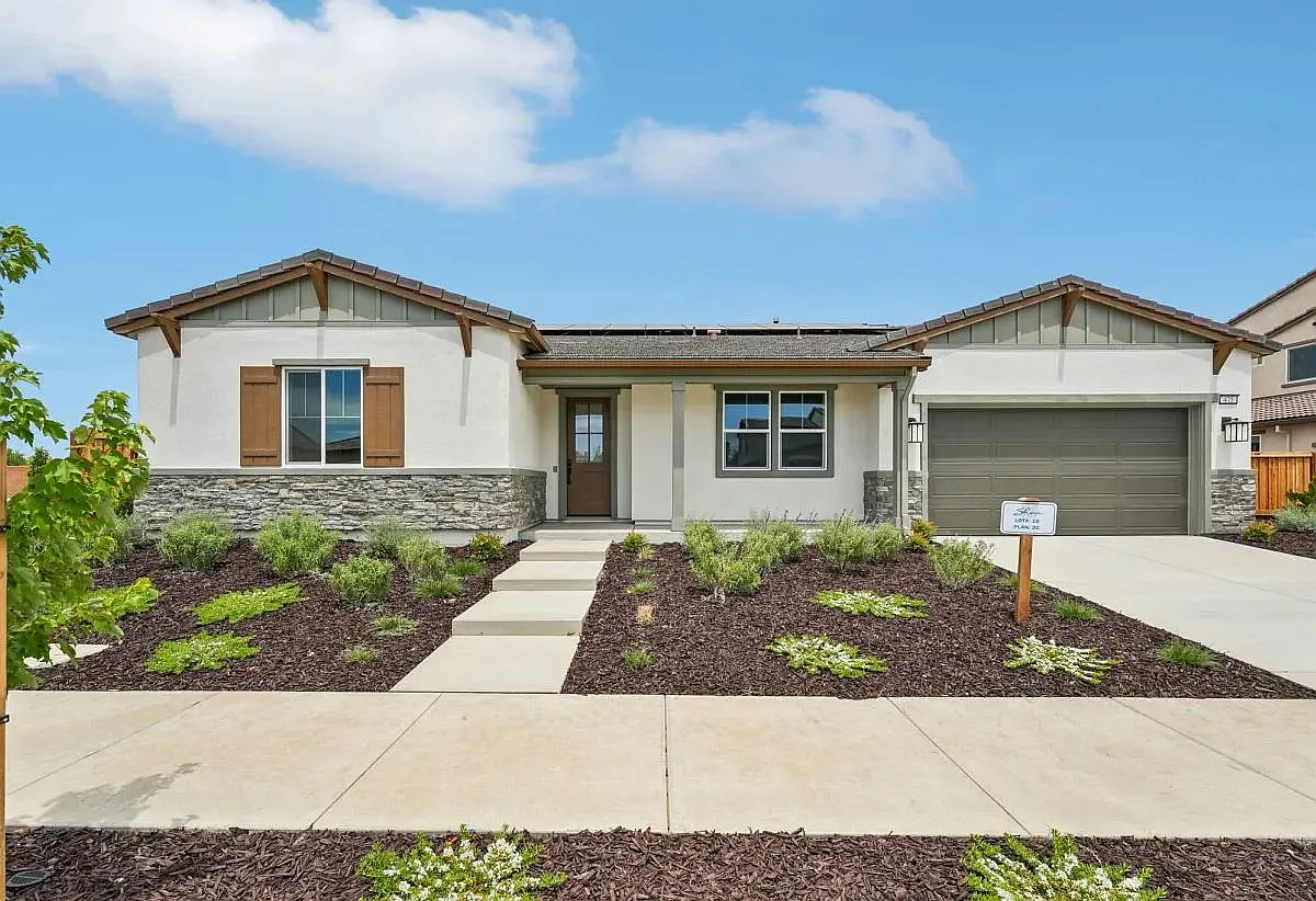 475 Trellis Way photo 1