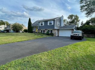 104 Devon Rd, Chalfont, PA 18914