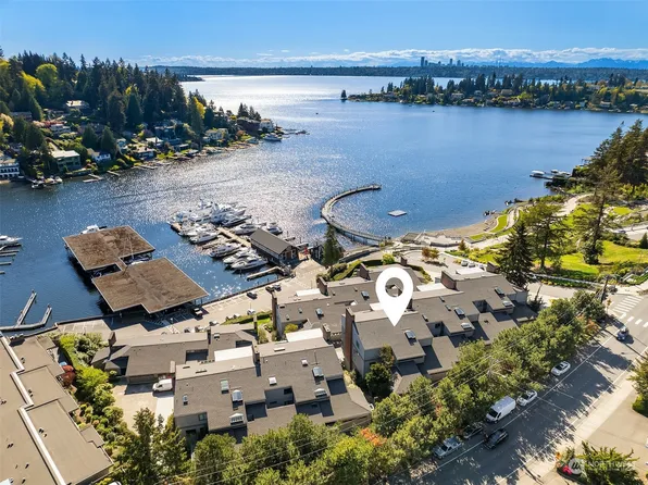 9915 Lake Washington Boulevard NE #A-203, Bellevue, WA 98004