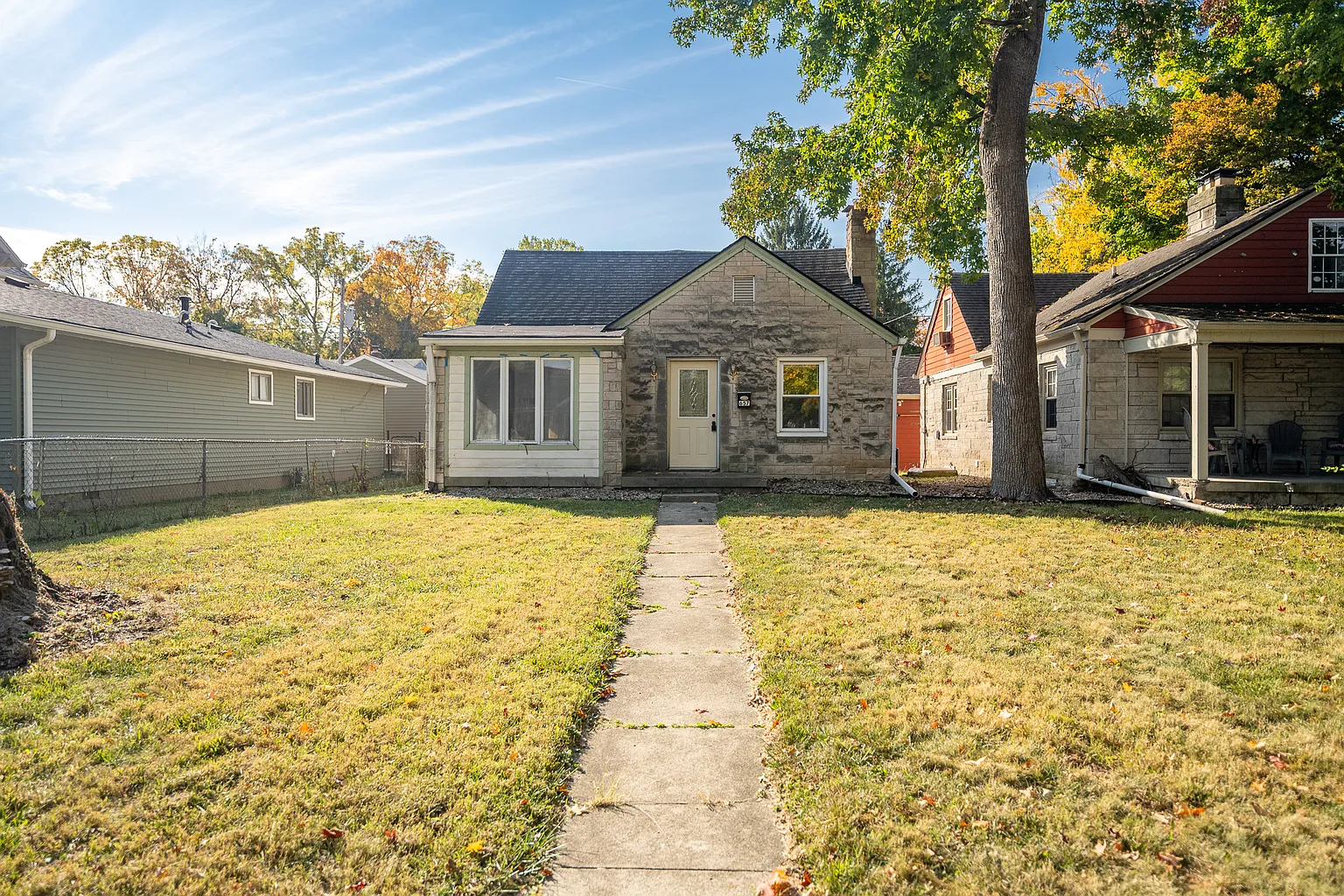 657 Berkley Rd photo 1