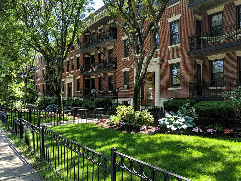 1754 Commonwealth Ave #11 — Photo 5