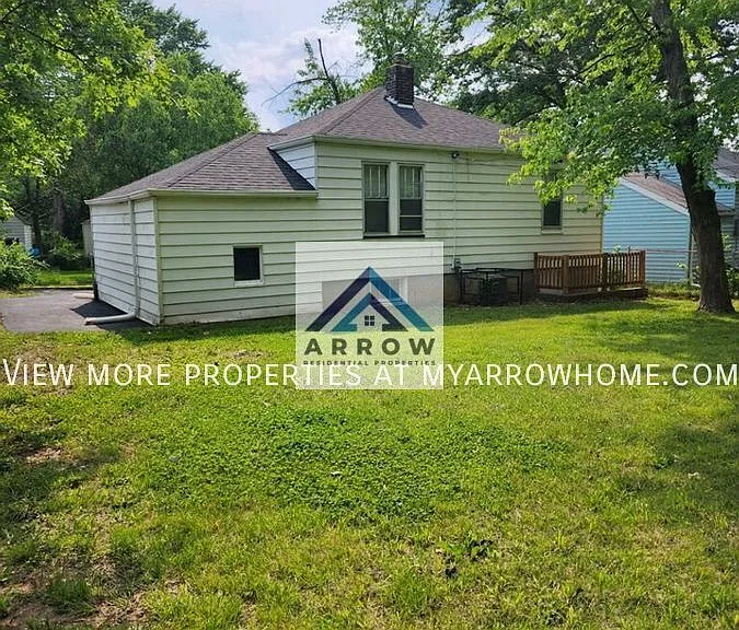 2537 Tyrell Dr — Photo 2