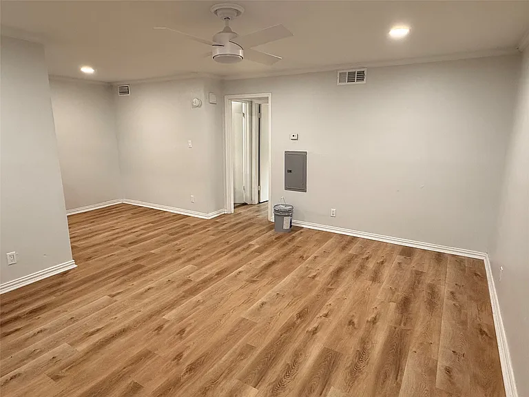 3925 Inwood Rd #1017 — Photo 4