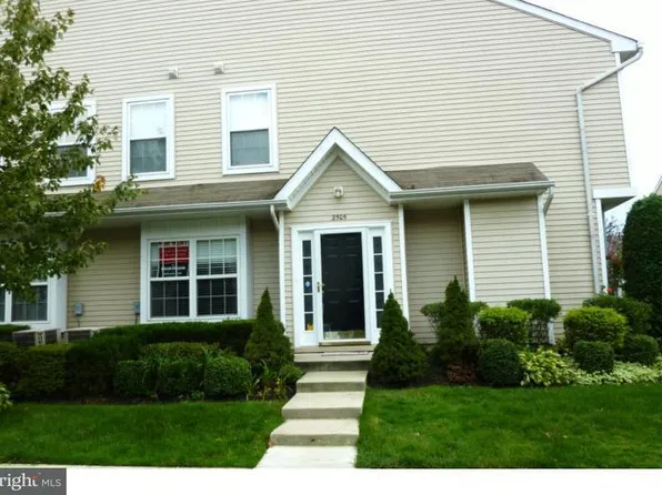 2505 Saxony Dr #2505, Mount Laurel, NJ 08054