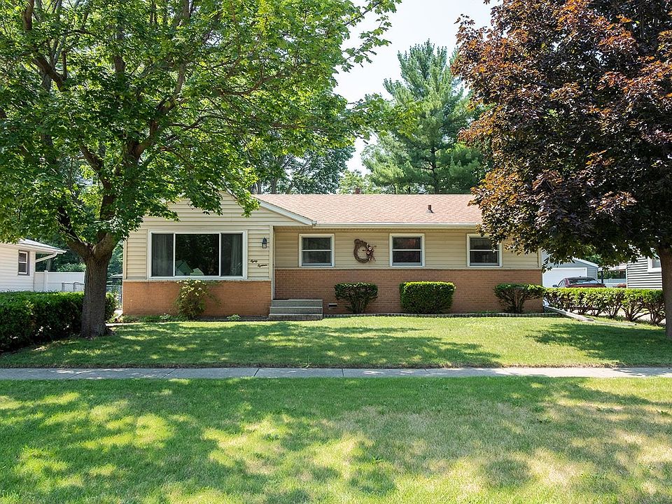 1st image of 8018 Scott Ln