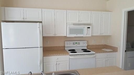 2nd image of 1017 NE 2nd Ave