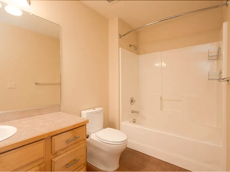 173 Lindenwood Ave — Photo 24