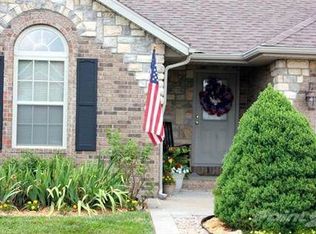 3265 W Grandview St, Springfield, MO 65803