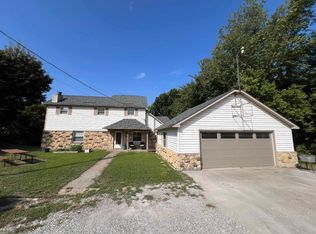 1402 E Madison Ave, Arkansas City, KS 67005