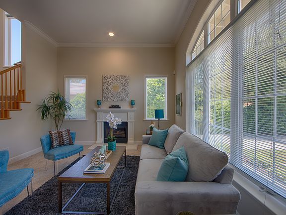 5th image of 606 Chimalus Dr