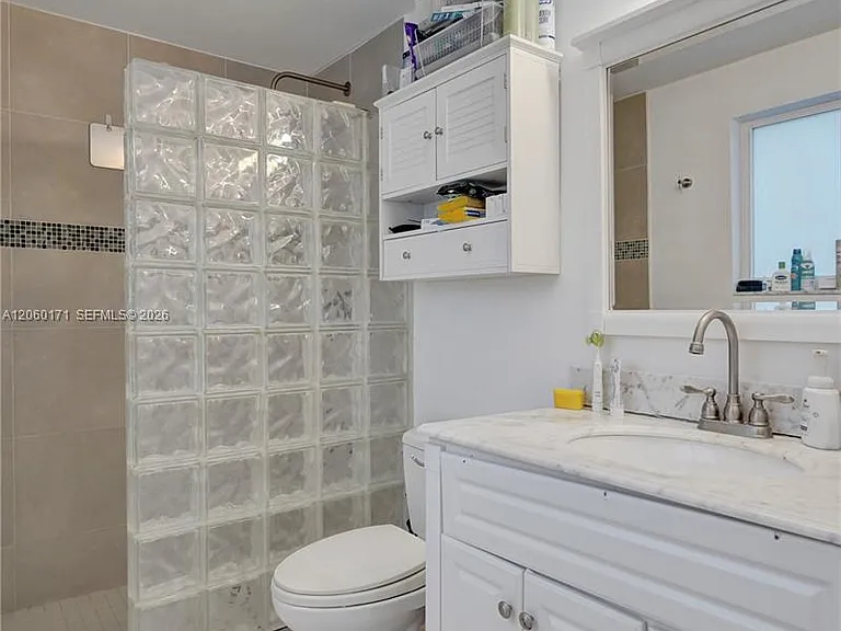1223 NE 102nd St — Photo 21
