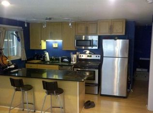 386 E 8th St APT 1, South Boston, MA 02127