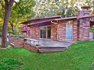 5000 SW Redbud Ln, Topeka, KS 66606