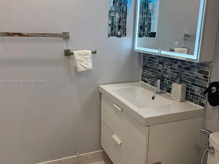 16314 SW 97th St — Photo 33