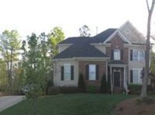 104 Saranac Ridge Dr, Holly Springs, NC 27540