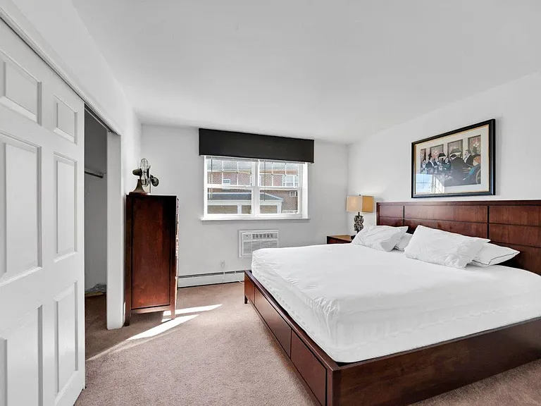 Carlwynne Manor Apartment Homes — Photo 19