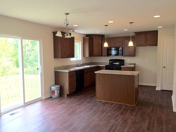 5th image of 4002 Snowcreek Dr
