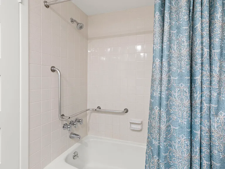 4890 Bay St NE #330 — Photo 19