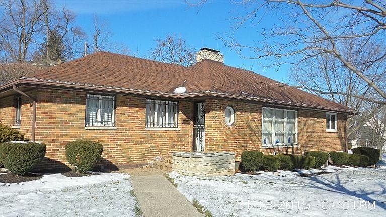 1st image of 223 Sandalwood Dr