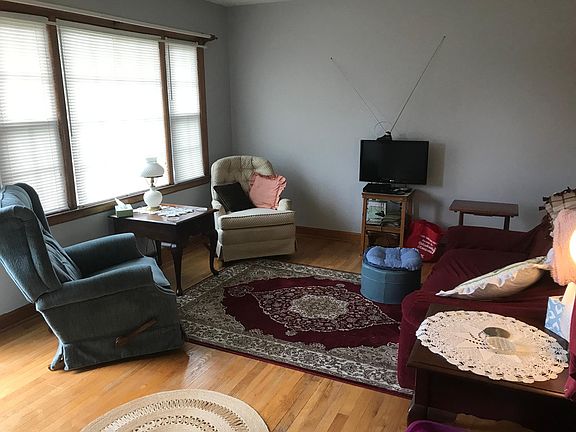 3rd image of 5440 Mayfield St