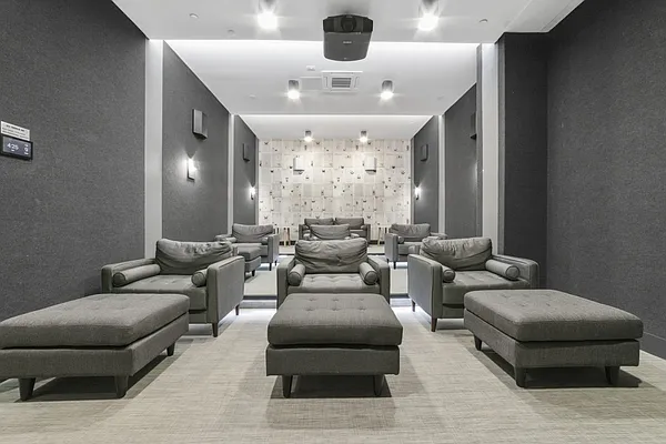 Rented by MNS | media 19