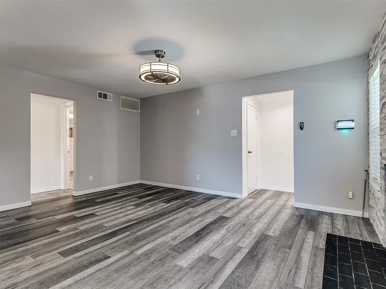 606 Ridgeline Dr — Photo 5