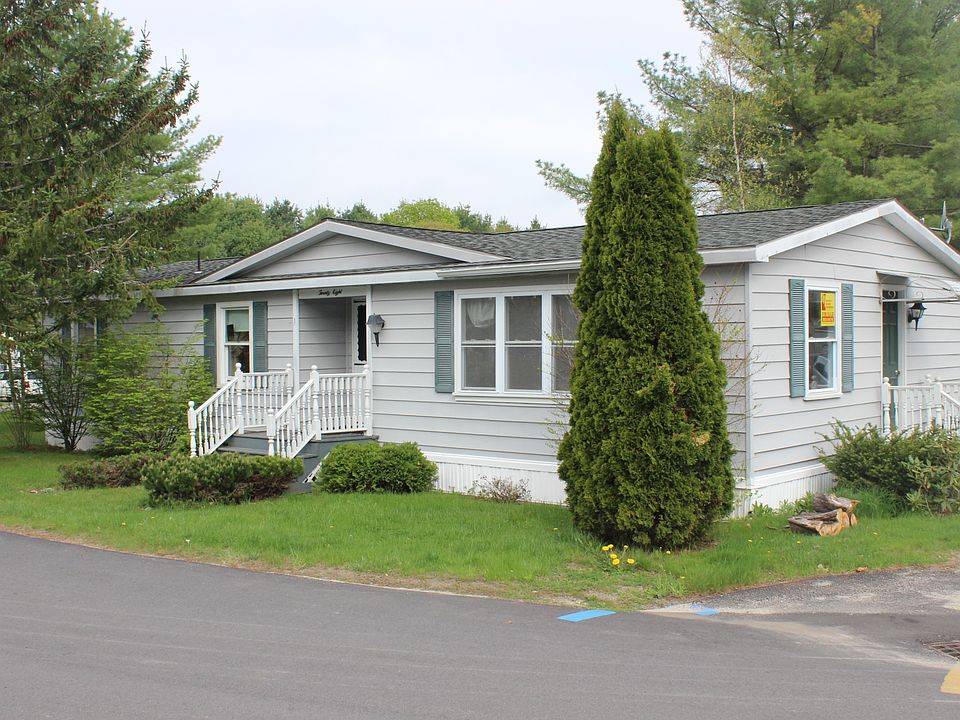1st image of 665 Saco St Lot 28