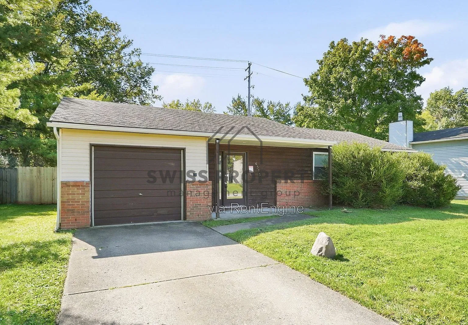 3 bed, 2.0 bath, 1208 sqft, $1,900 — Photo 1