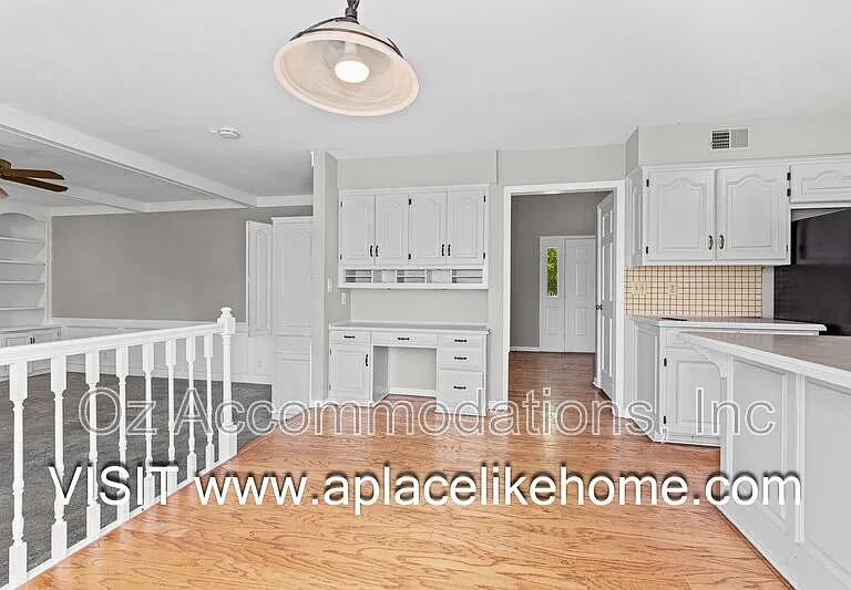 11626 Woodward St — Photo 14