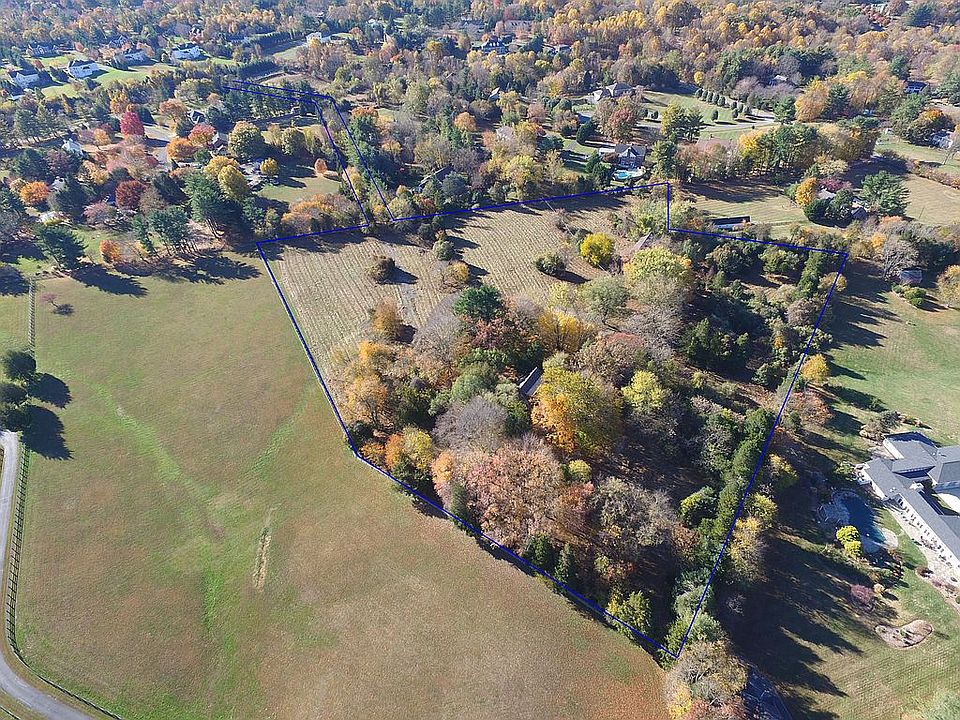 2nd image of 12630 Travilah Rd