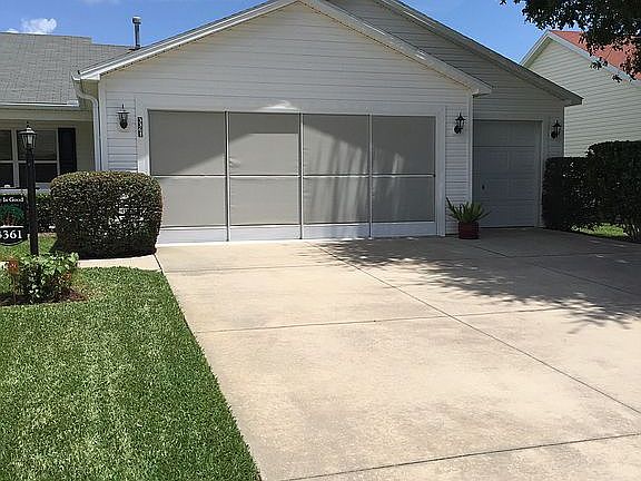 2nd image of 3361 Oakdale Pl