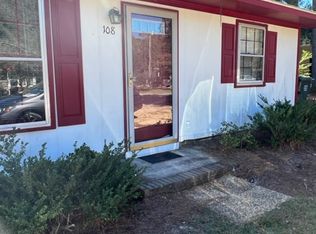 108 E Killiegrey St, Lillington, NC 27546