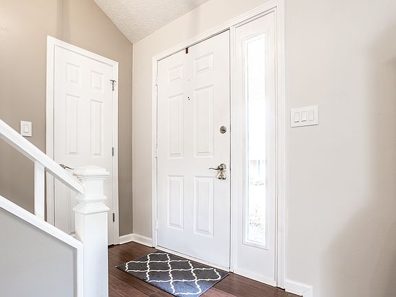 5th image of 9166 Cinnebar Dr