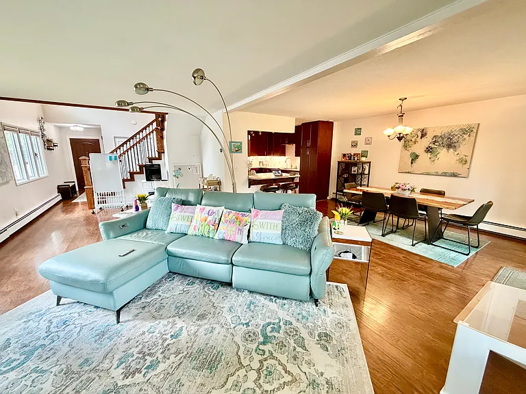 600 Highlander Cir — Photo 2