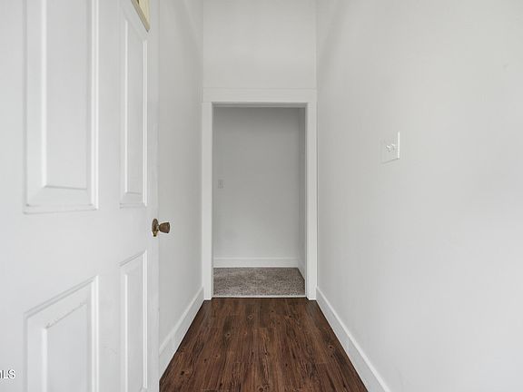 5th image of 6203 Laurel Grove Rd