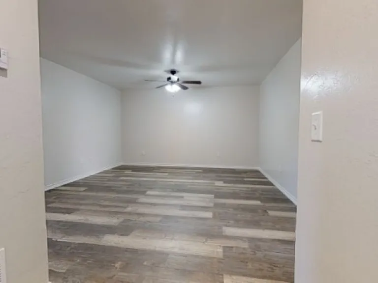 415 W James St #1 — Photo 8