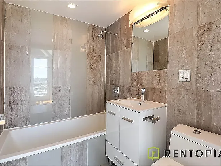 1433 De Kalb Ave #1C — Photo 11