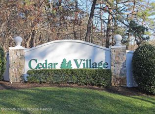 13 Impatiens Ct, Brick, NJ 08724